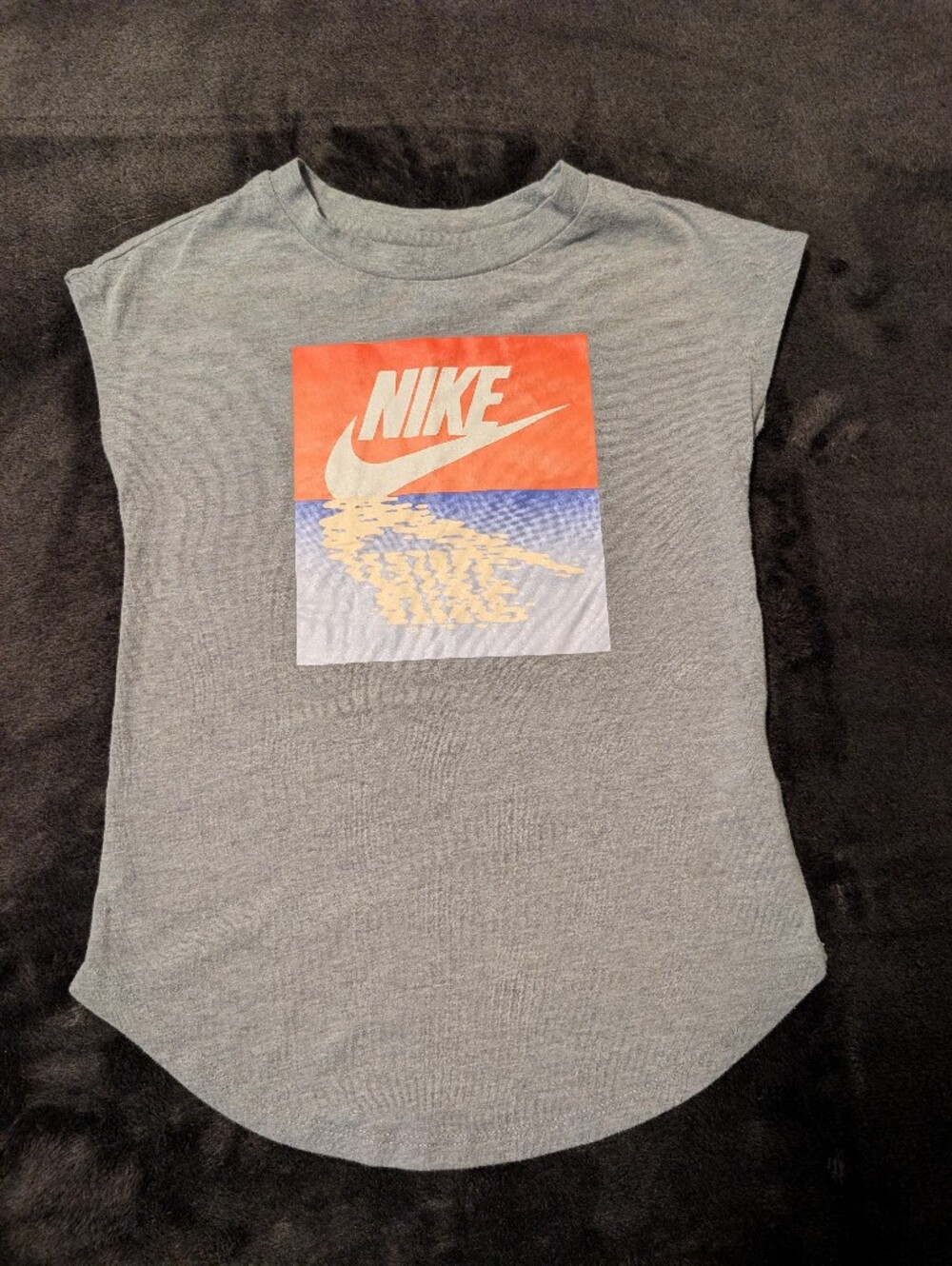 Nike Gray Tee wirh Graphic Swoosh